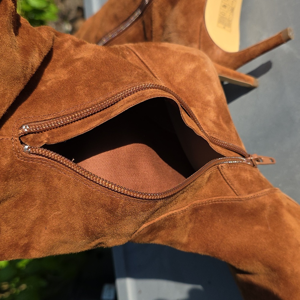 WHBM kneehigh Suede Boot - Picture 11 of 12